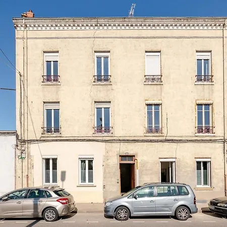 Parenthese, Cocon De Gamme Avec Jacuzzi Apartmán